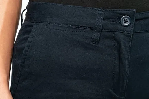 Bermuda Chino mujer