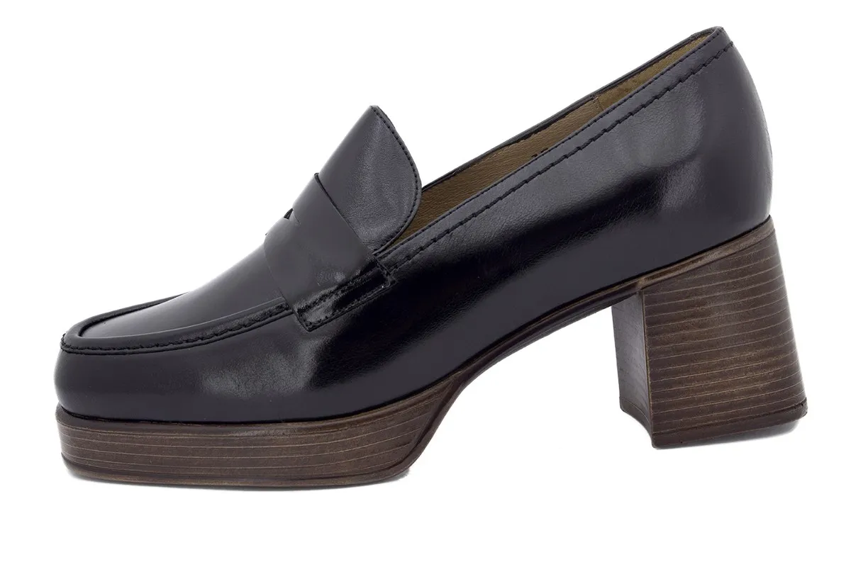 Black Leather Moccasin