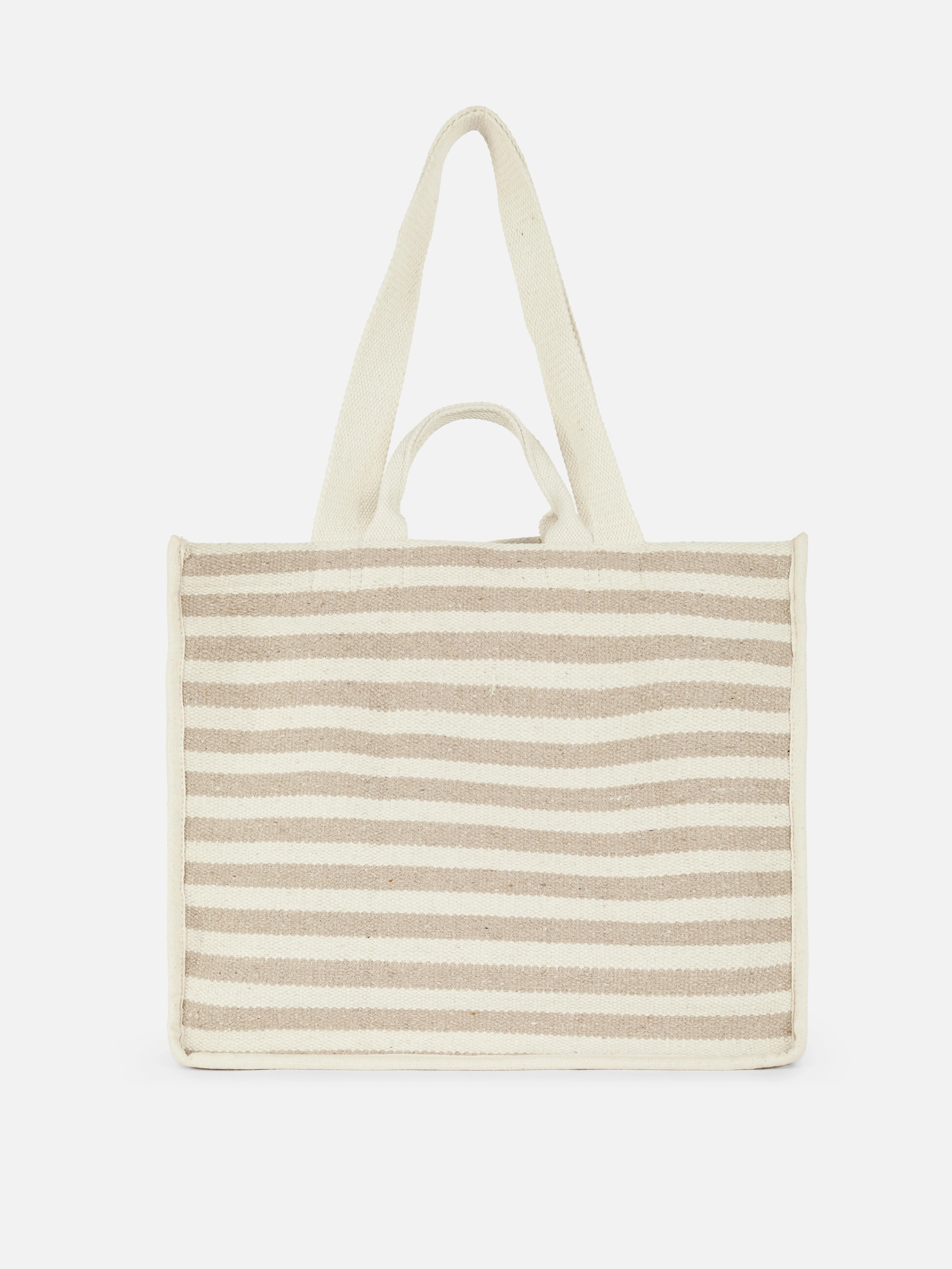 Bolsa de playa a rayas de Paula Echevarría