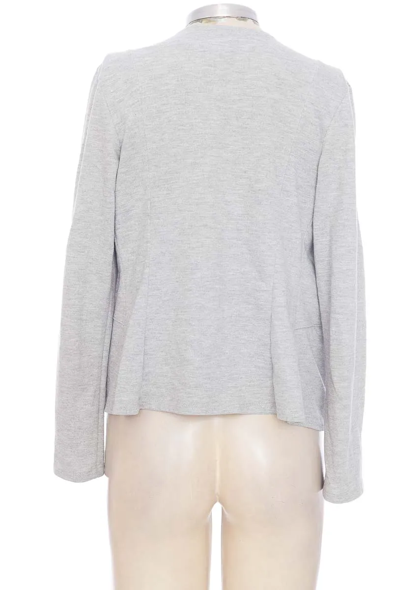 CHAQUETA / ABRIGO COLOR GRIS  RKB