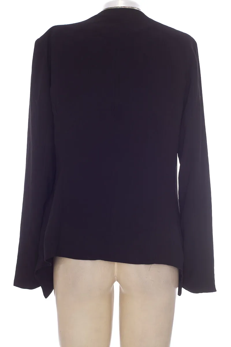 CHAQUETA / ABRIGO COLOR NEGRO  IFT