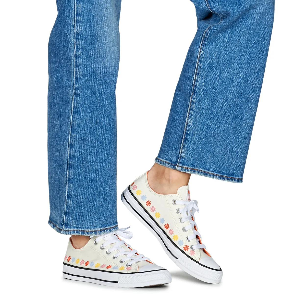 CHUCK TAYLOR ALL STAR