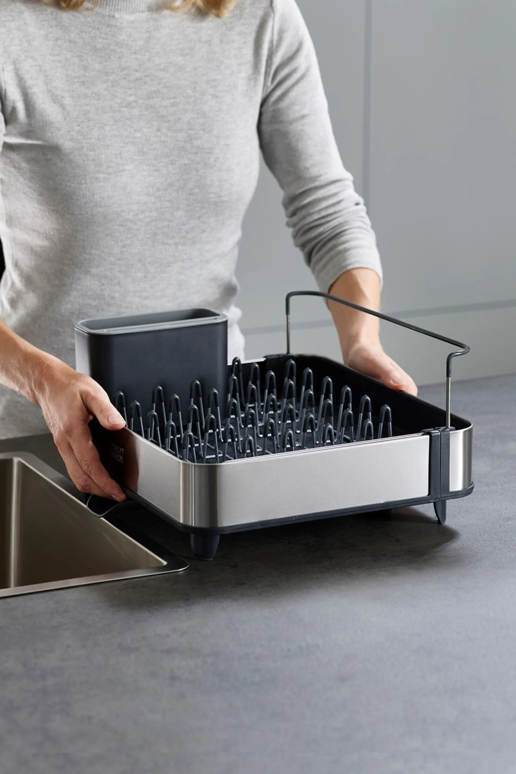 Estante para platos extensible de acero de Joseph Joseph