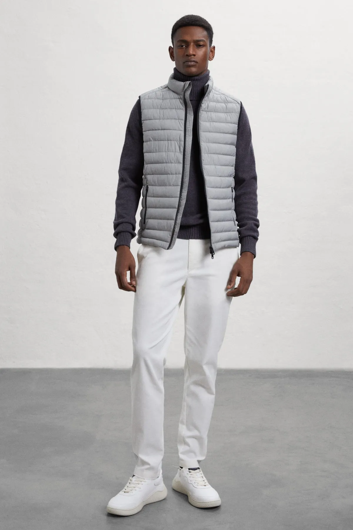 GREY CARDIFF VEST