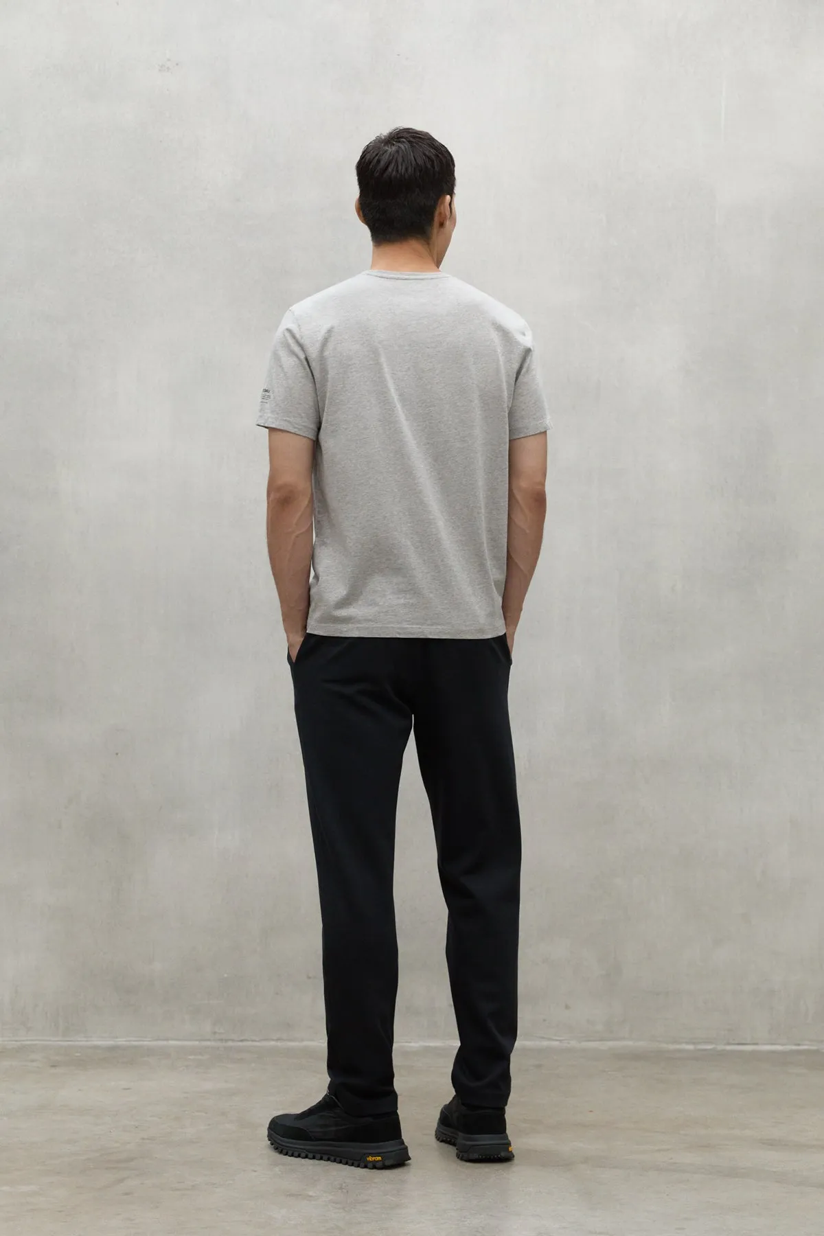 GREY VENT TSHIRT