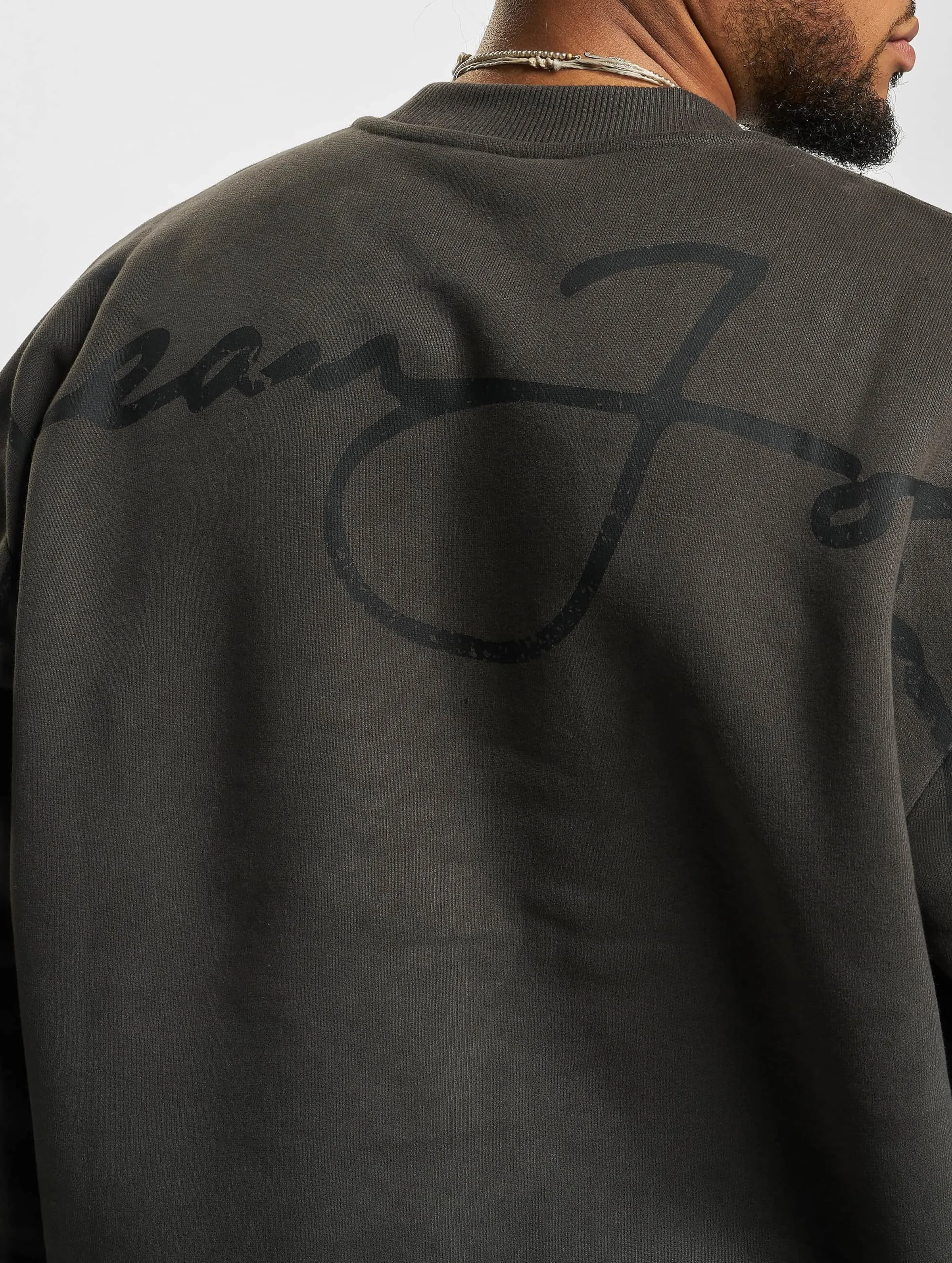 JM22300401 SJ SCRIPT LOGO BACKPRINT PEACHED CREW