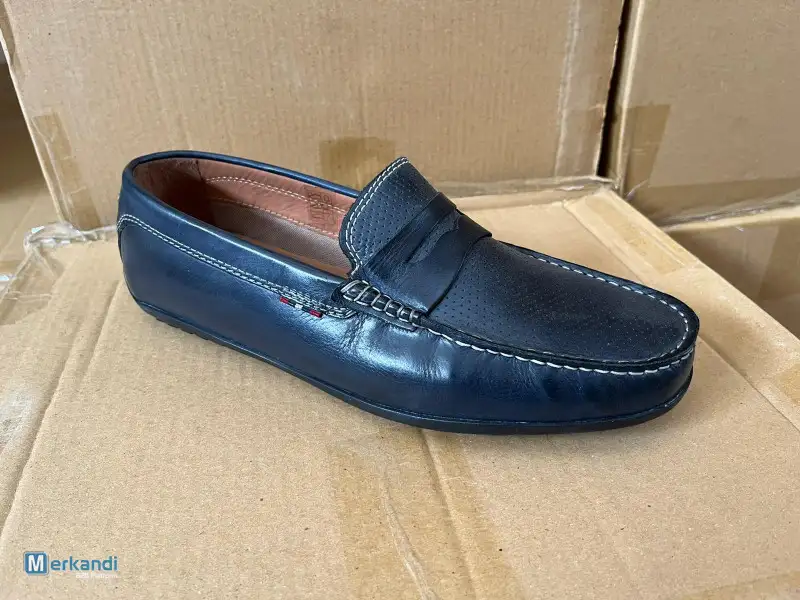 Large quantities of leather shoes with competitive prices