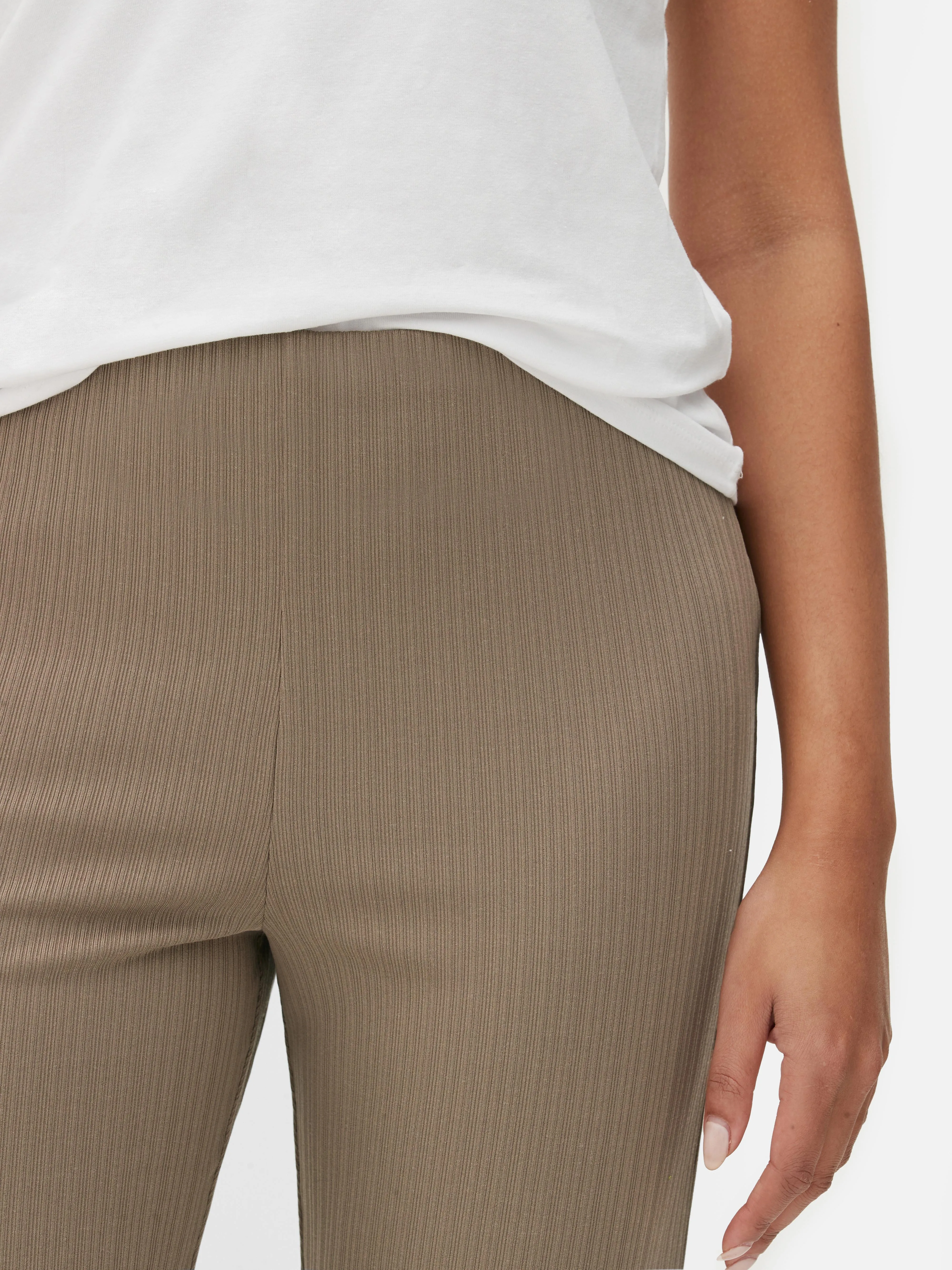 Leggings acanalados de pernera recta a juego