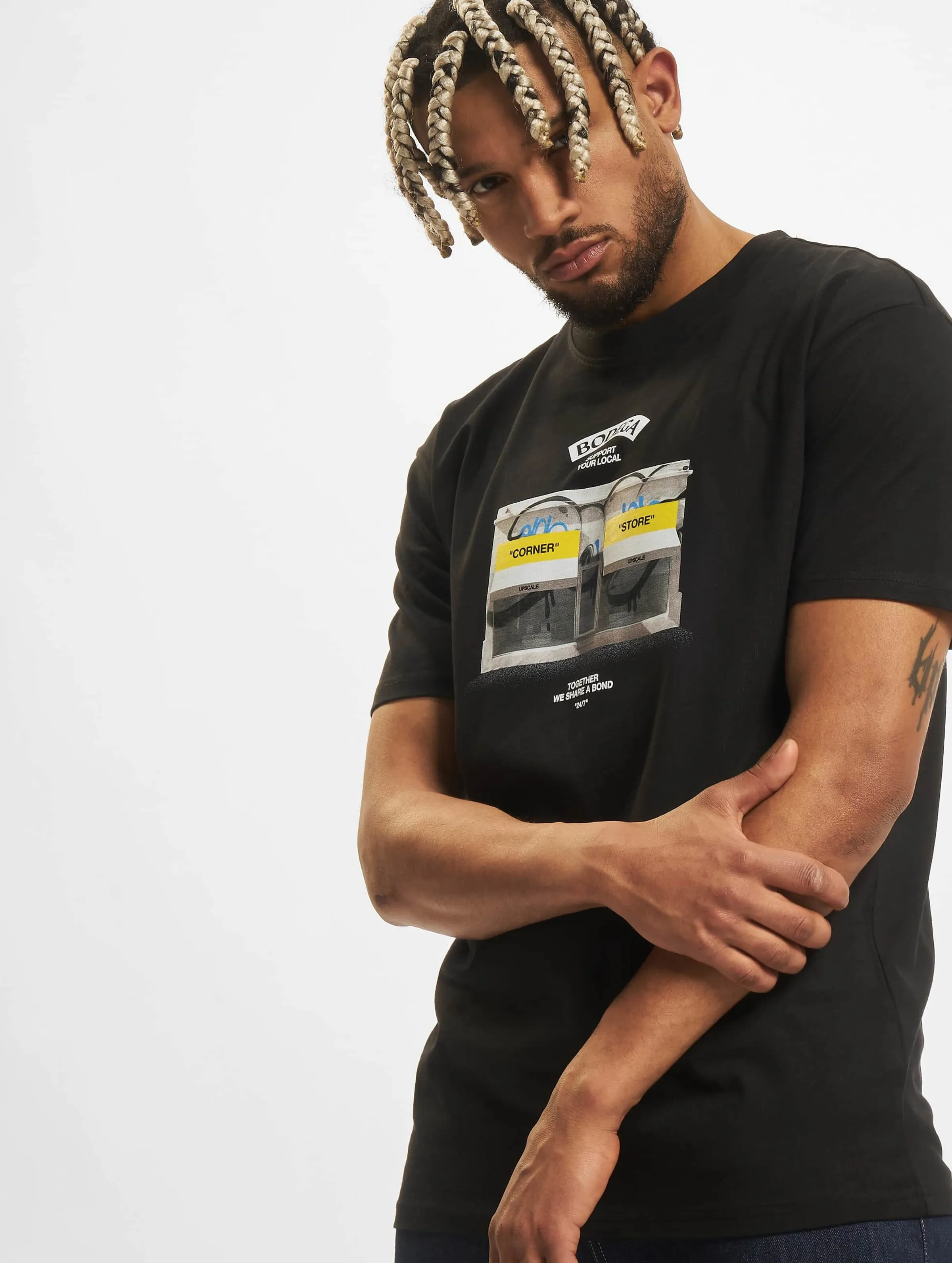 Mister Tee Upscale Upscale Bodega Oversize