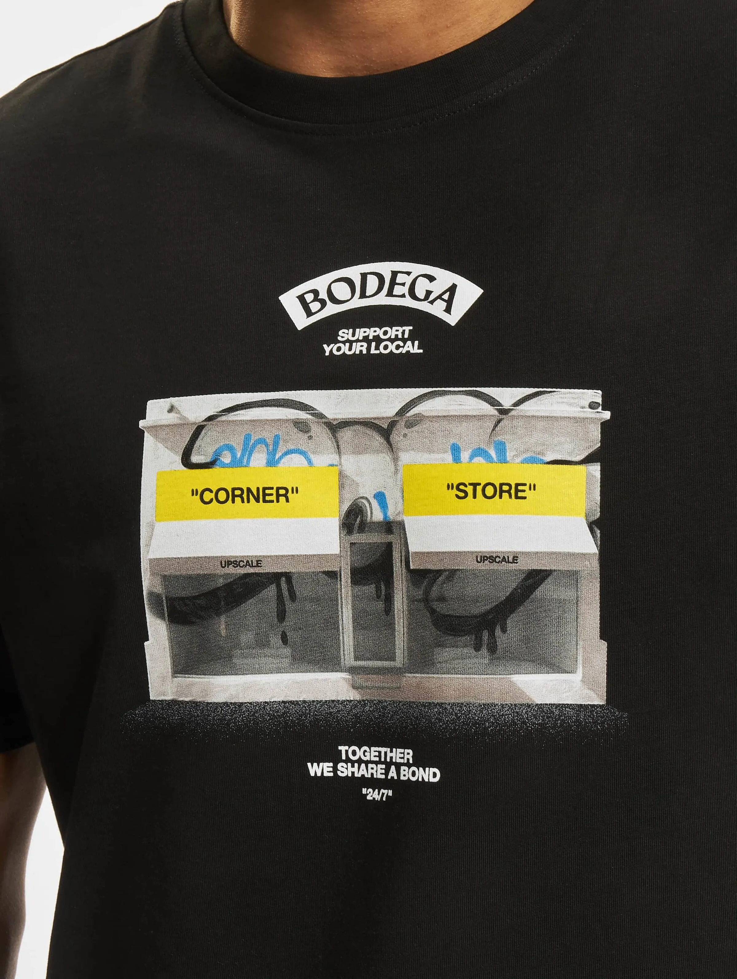 Mister Tee Upscale Upscale Bodega Oversize