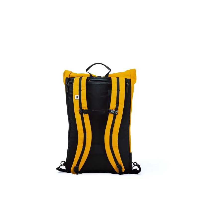 Mochila Meromero Mini Squamish (Té Chai /Piel negra)