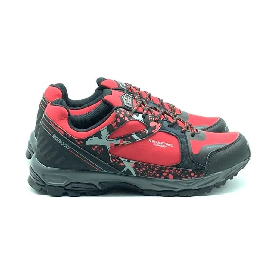 NICOBOCO CIMA ROJO HOMBRE TREKKING SENDERISMO