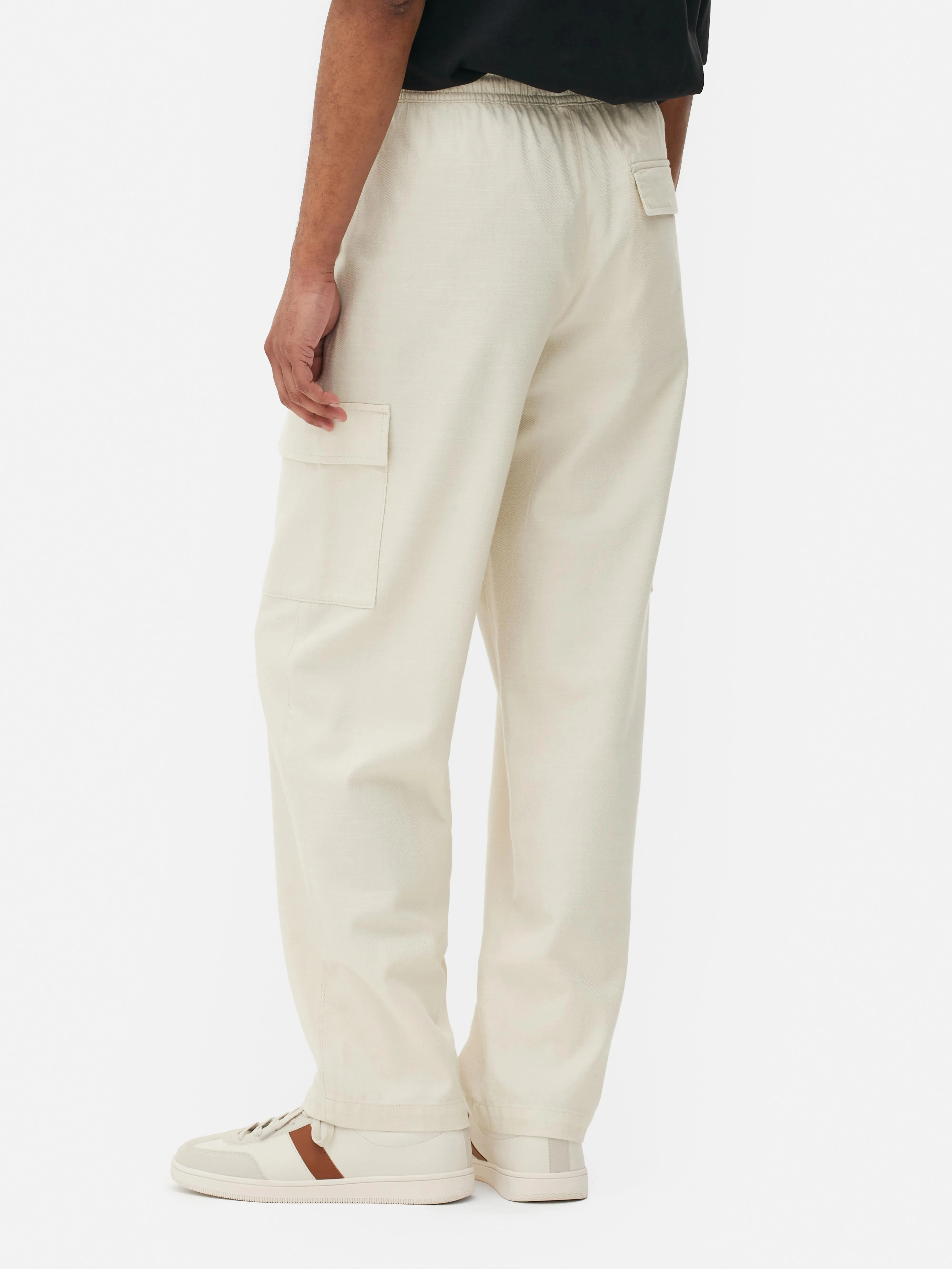 Pantalones cargo con cordón de ajuste