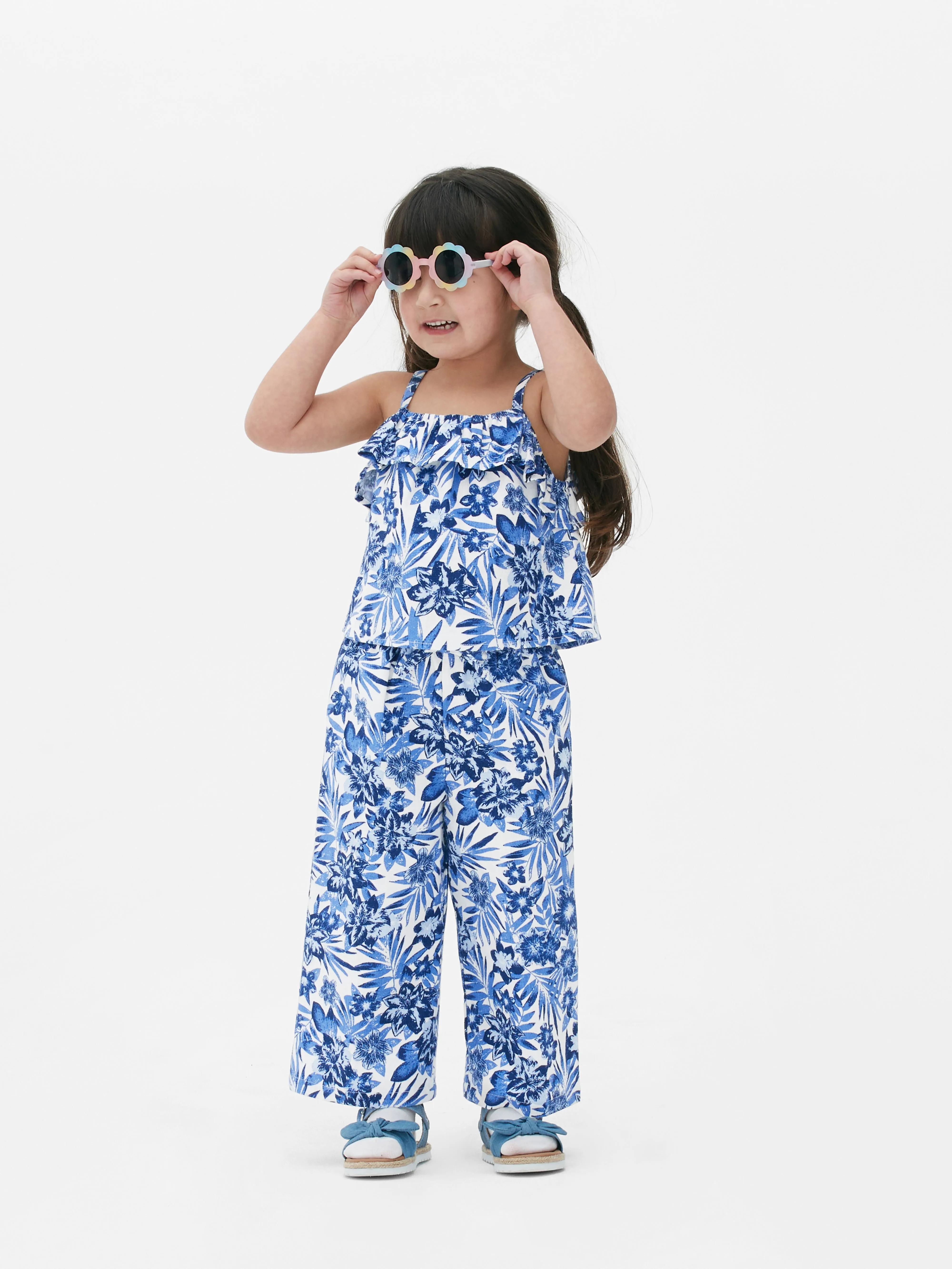 Pantalones con estampado floral para combinar