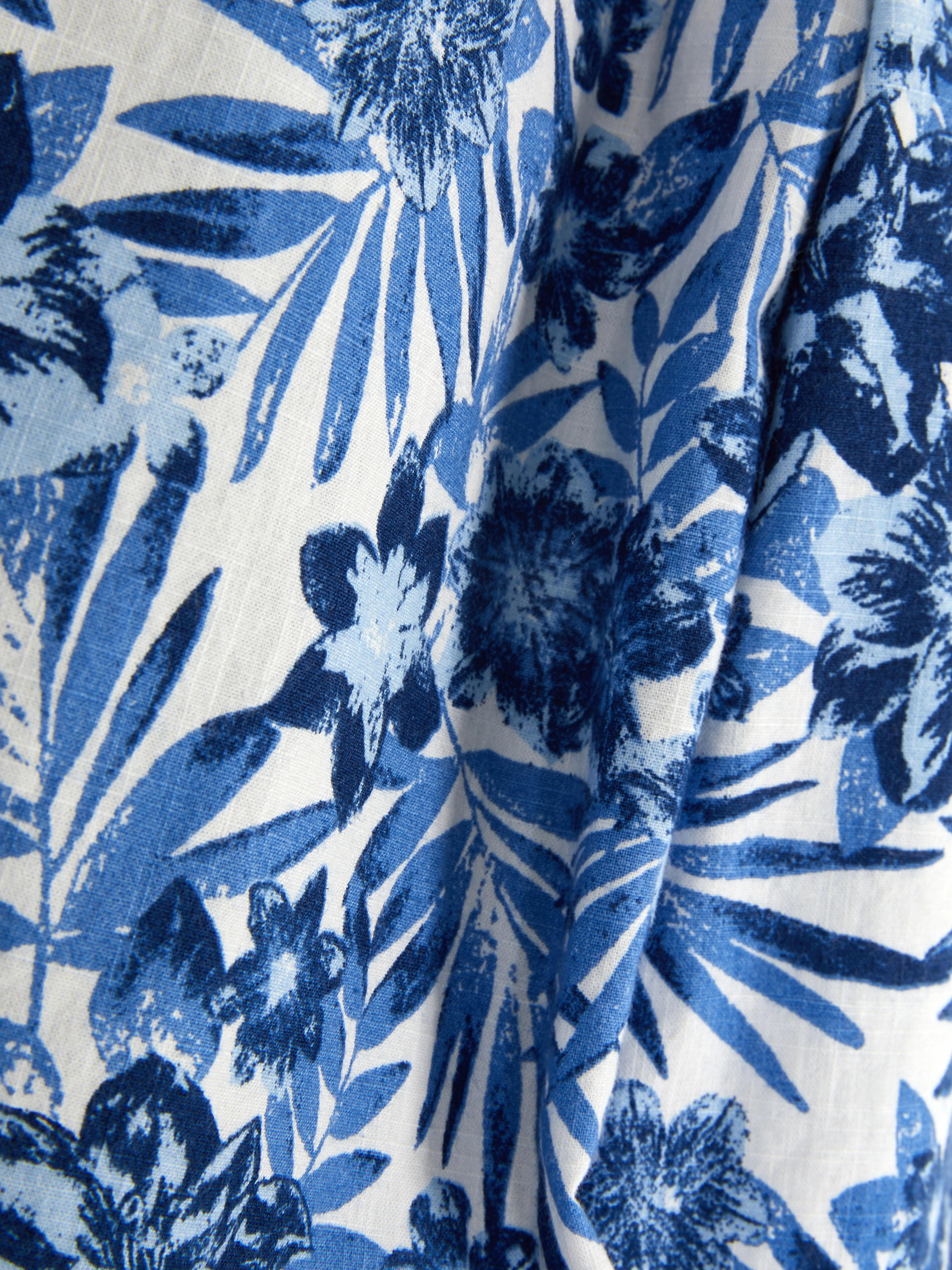 Pantalones con estampado floral para combinar