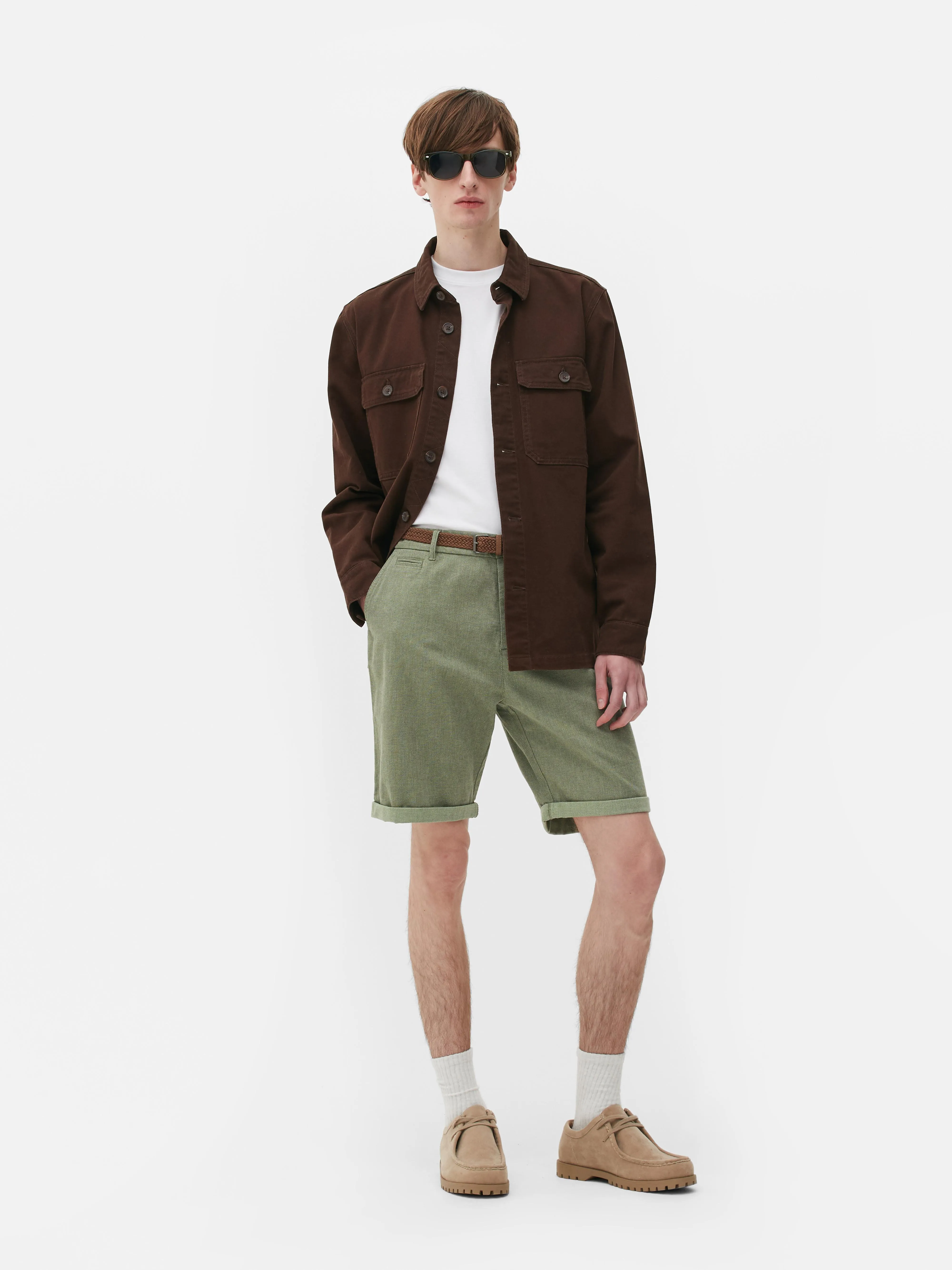 Pantalones cortos chinos con cinturón