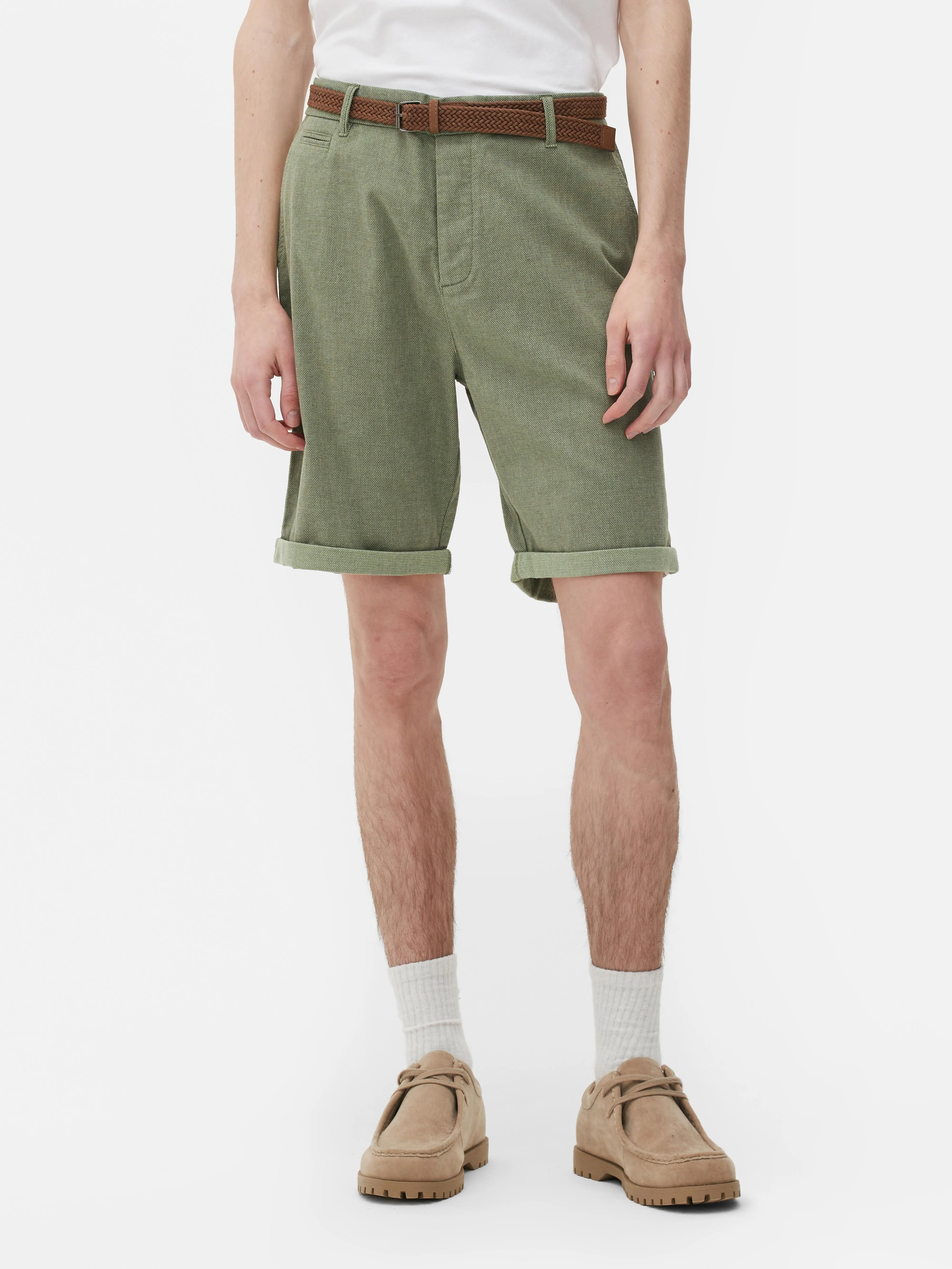 Pantalones cortos chinos con cinturón