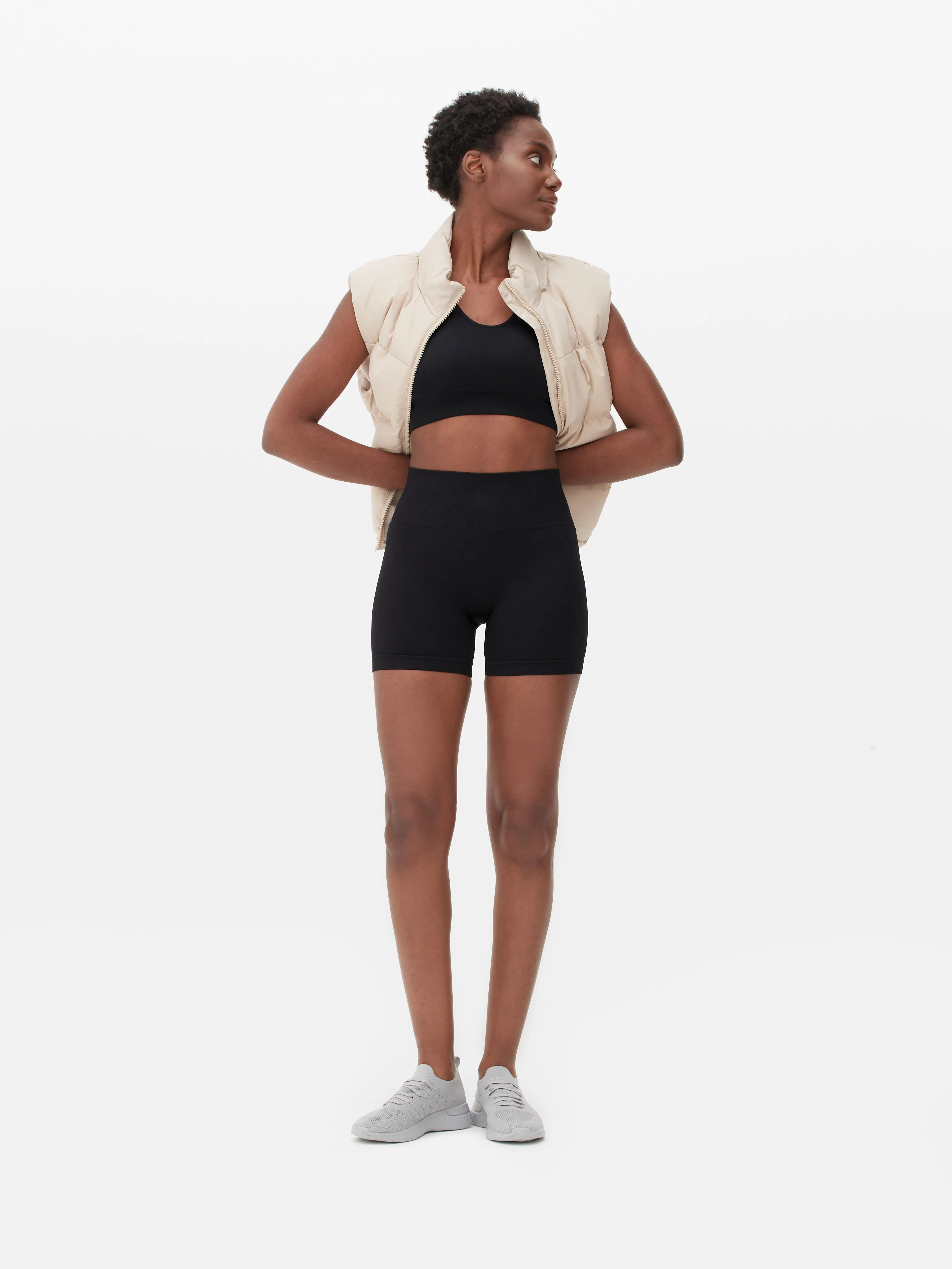 Pantalones cortos de talle alto sin costuras
