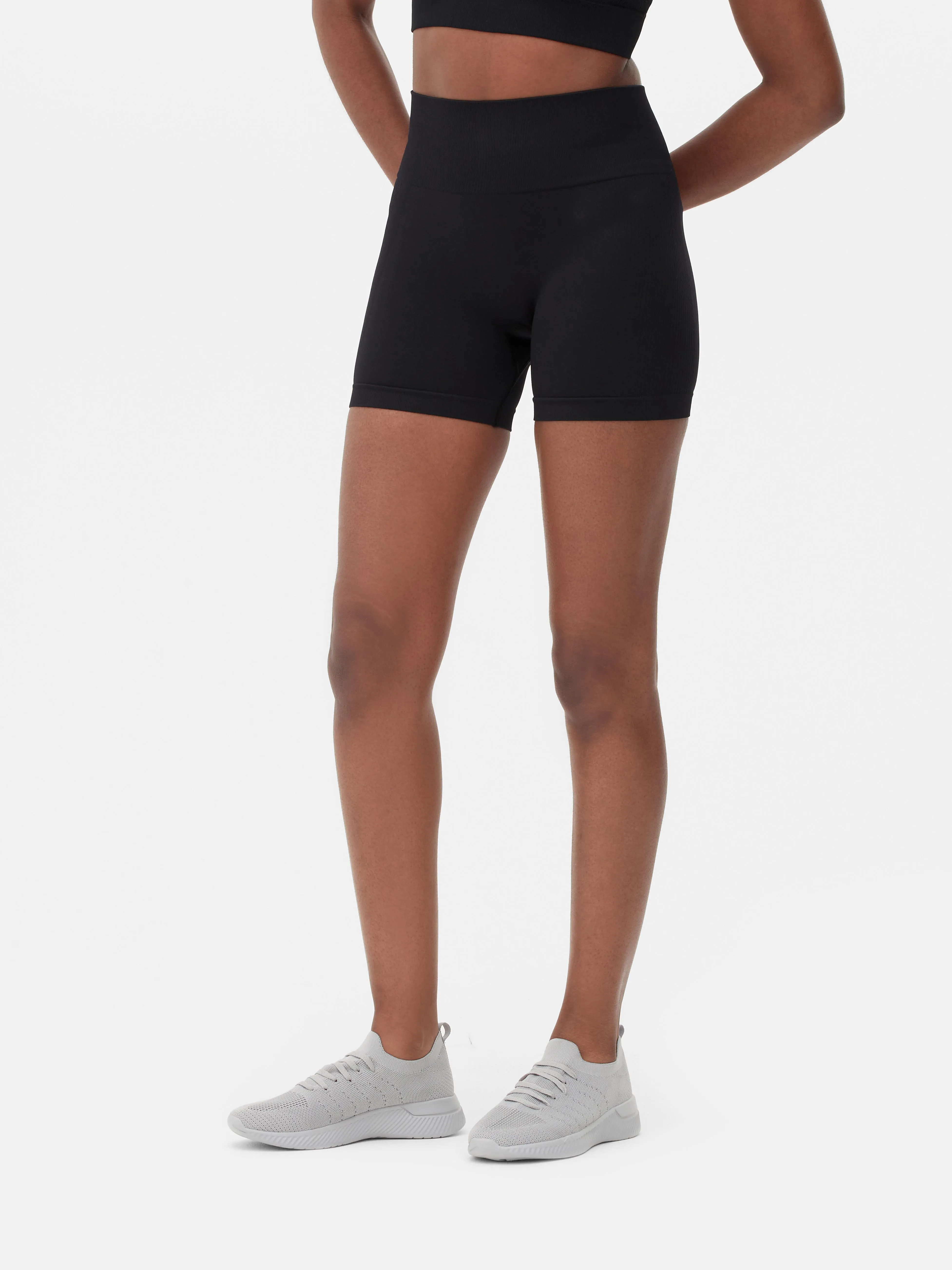 Pantalones cortos de talle alto sin costuras