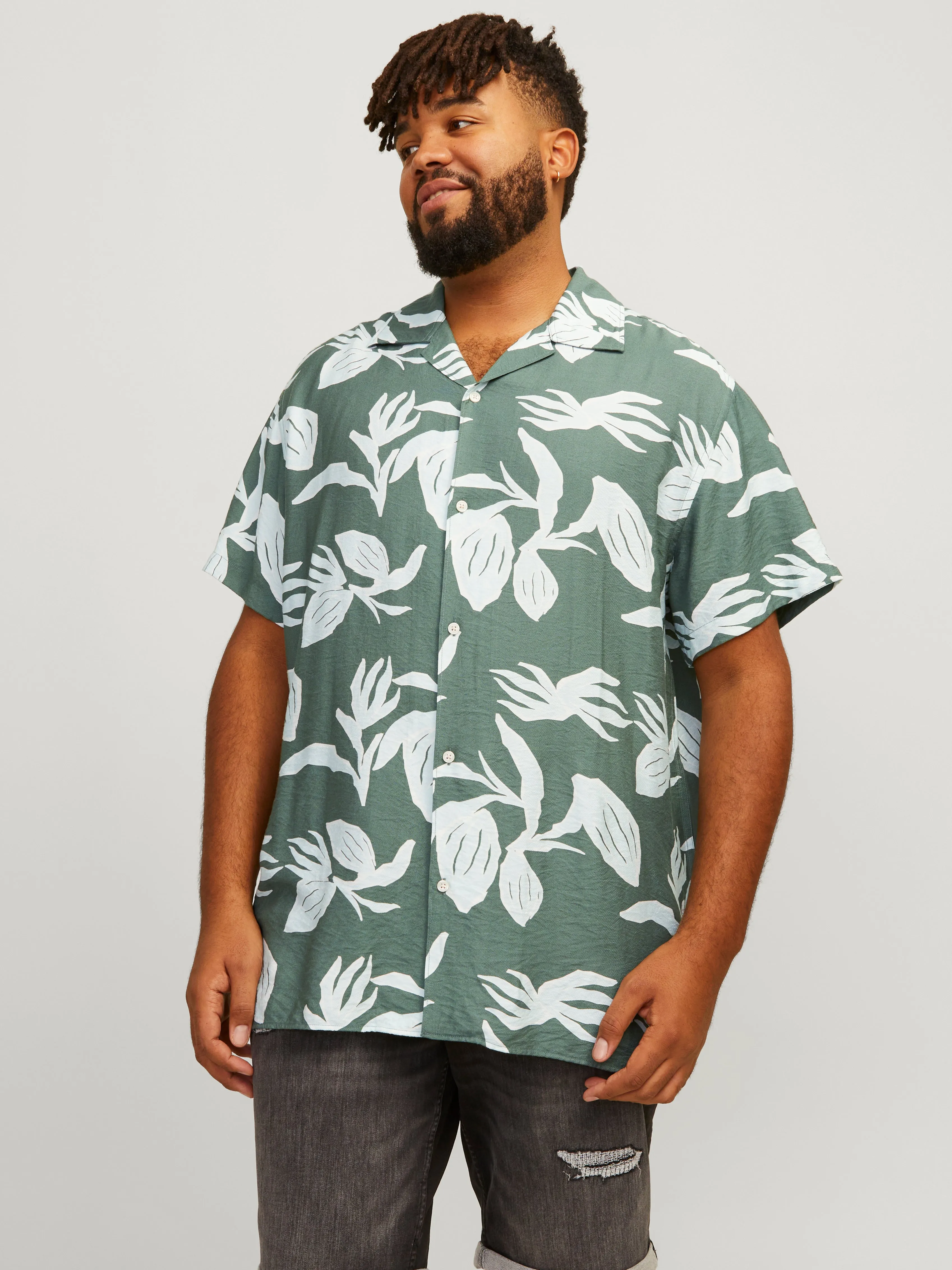 Plus Camisa Corte relaxed | Verde intermedio | Jack & Jones®