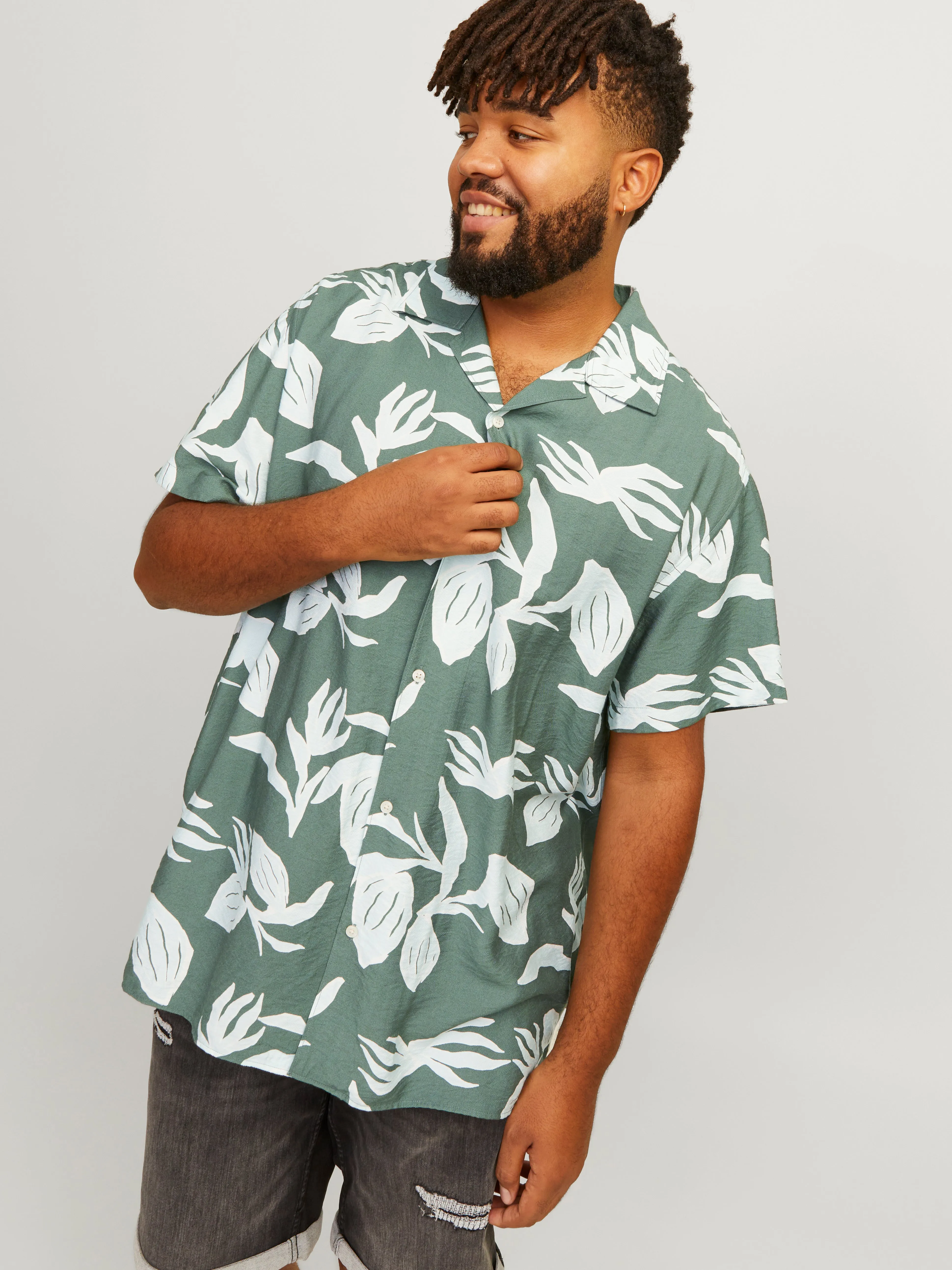 Plus Camisa Corte relaxed | Verde intermedio | Jack & Jones®