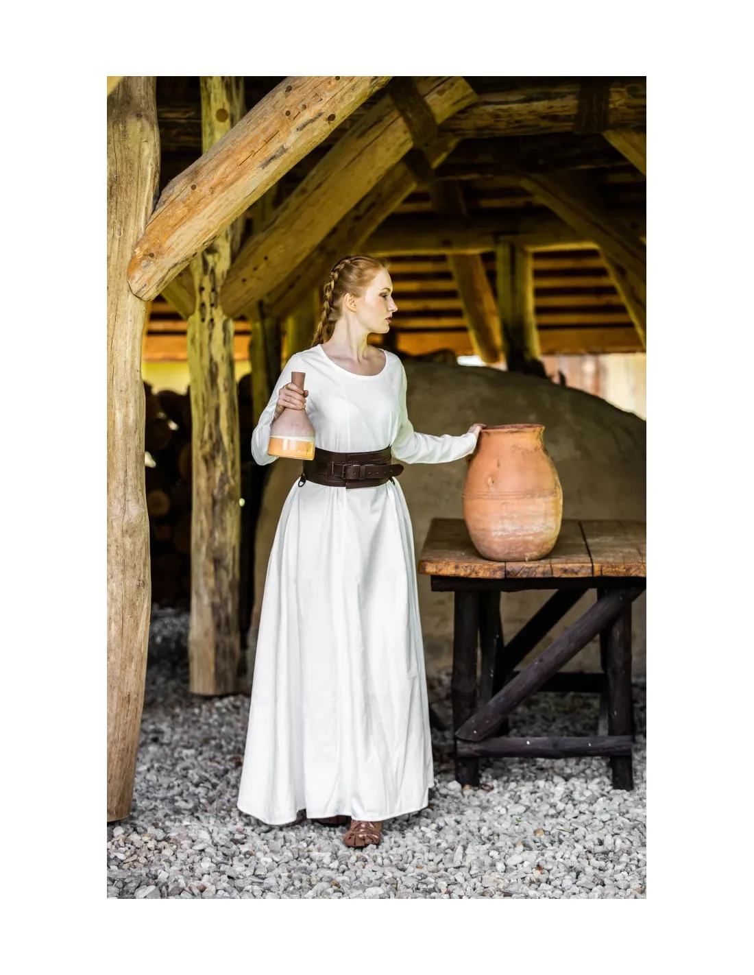 Túnica blanca natural larga señora Medieval modelo Scarlet