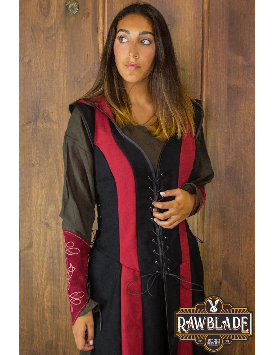 TúNICA MEDIEVAL DE MUJER ARQUERA ARYLITH  NEGRO Y ROJO